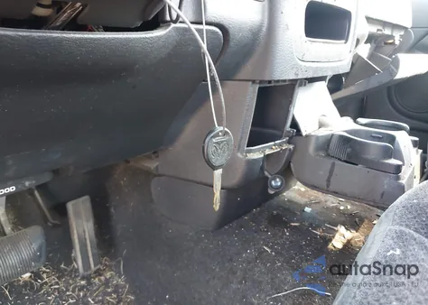 2005 Dodge Ram 1500 Slt/Laramie из США, поврежденный, VIN 1D7HA18N75S270382